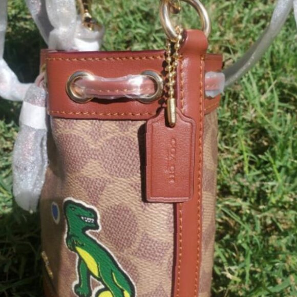 Coach bucket bag limited edition NWT